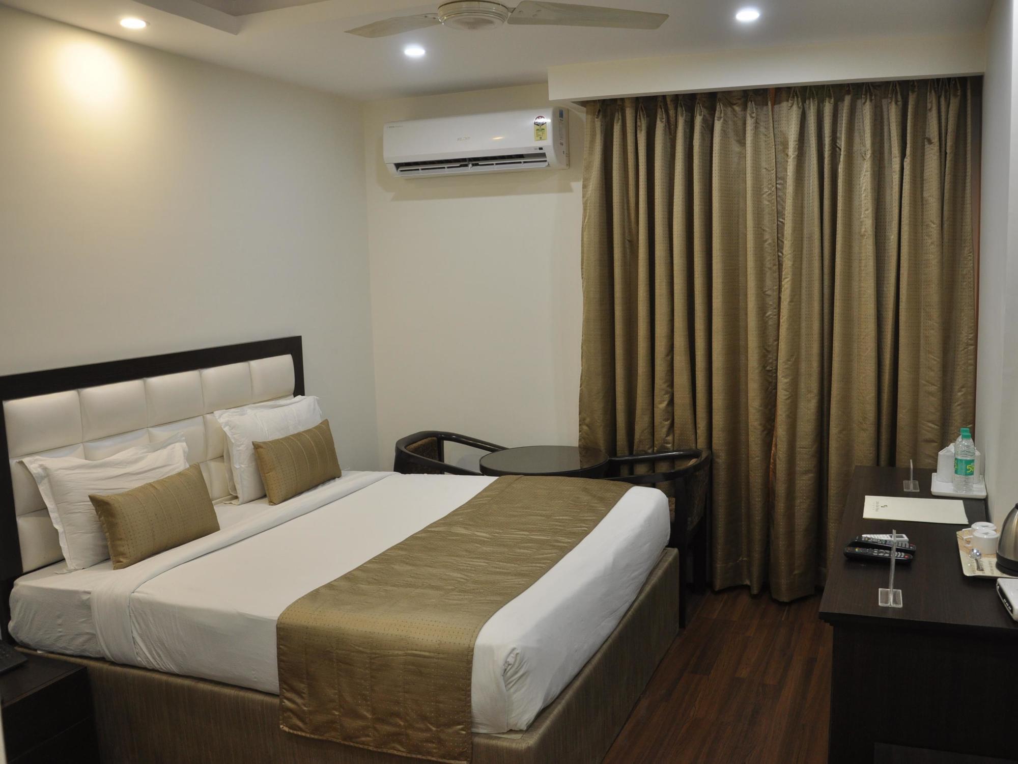 Hotel Genx Usha Kiran Agra Agra  Exteriér fotografie
