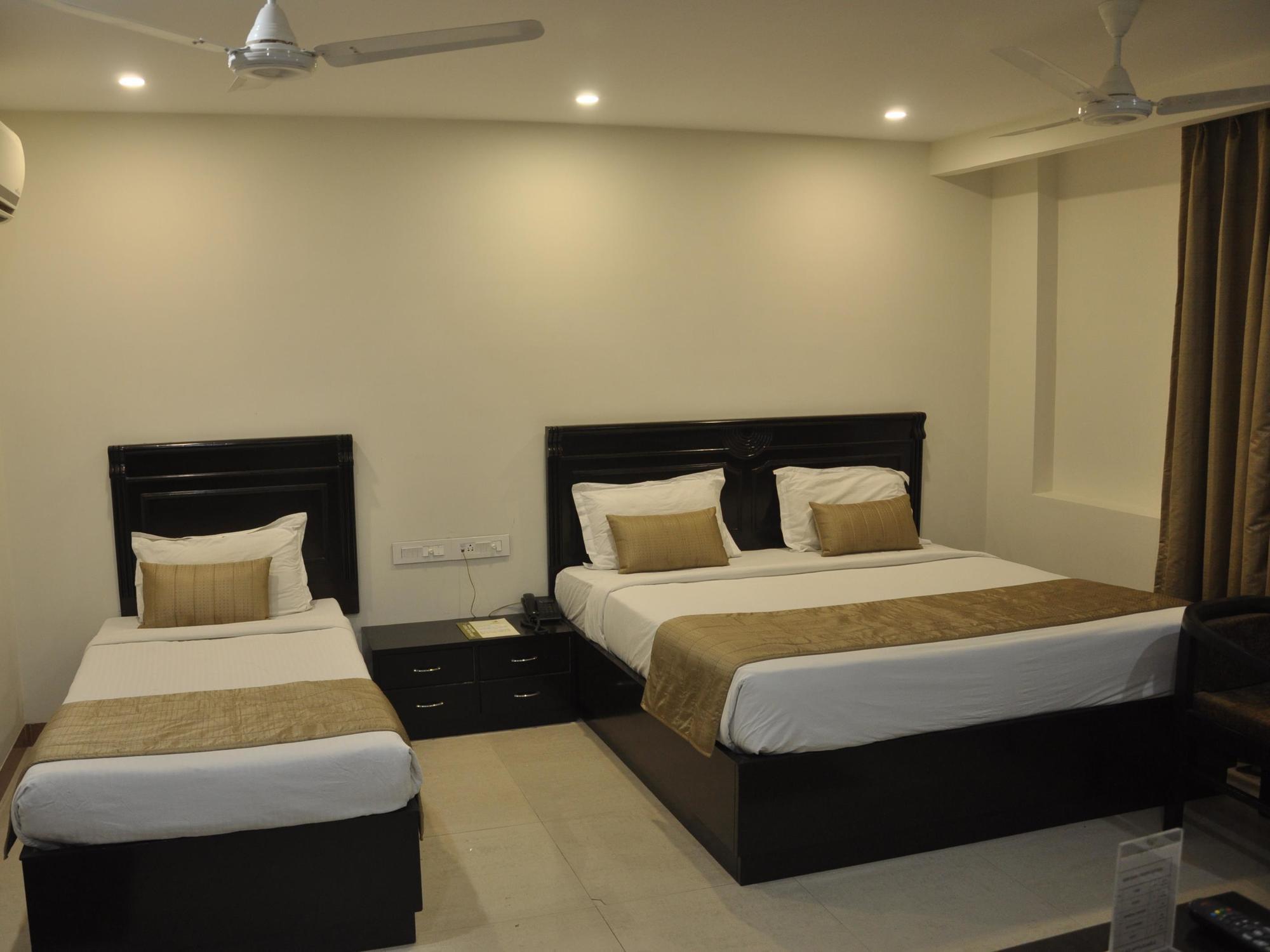Hotel Genx Usha Kiran Agra Agra  Exteriér fotografie