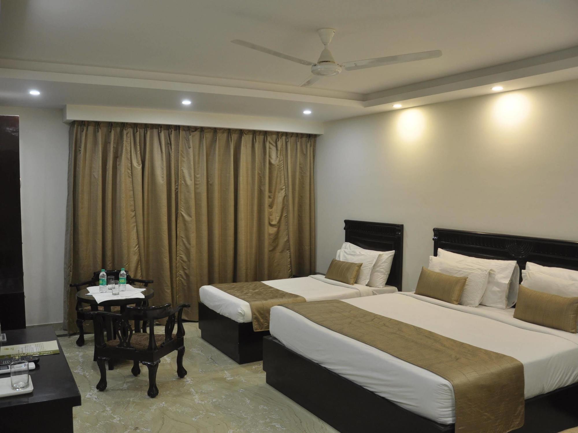 Hotel Genx Usha Kiran Agra Agra  Exteriér fotografie